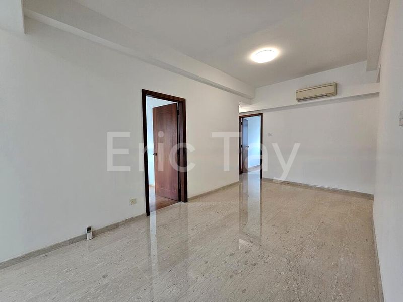 3 Bed Apartment (Condo) for Rent in  The Princeton - Image 2